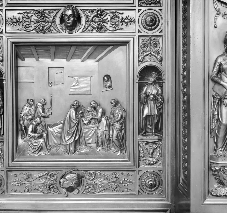 Columbus Doors, Right Valve: Death of Columbus (1506)